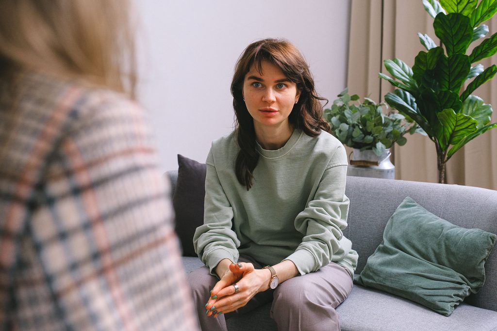 Patient meeting a psychiatrist in McKinney for a first evaluation appointment